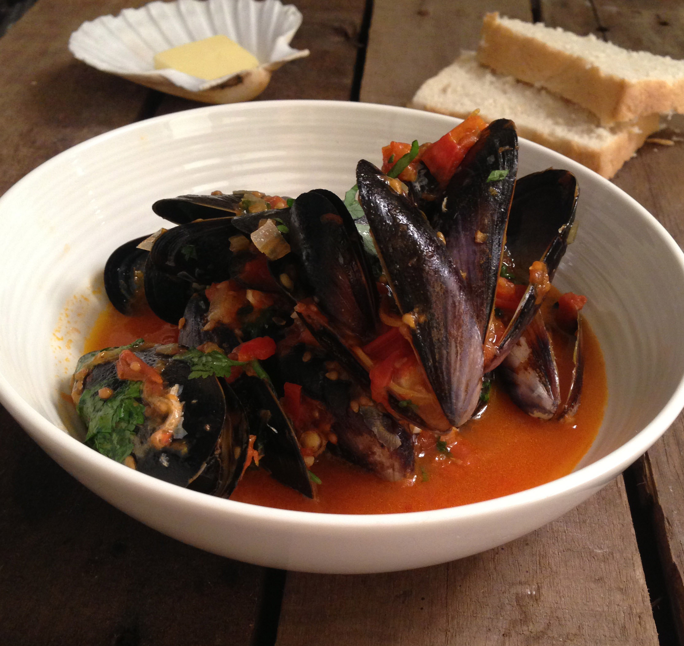 Mussels in Tomato and Chilli Sauce Recipe from Pescetarian.Kitchen