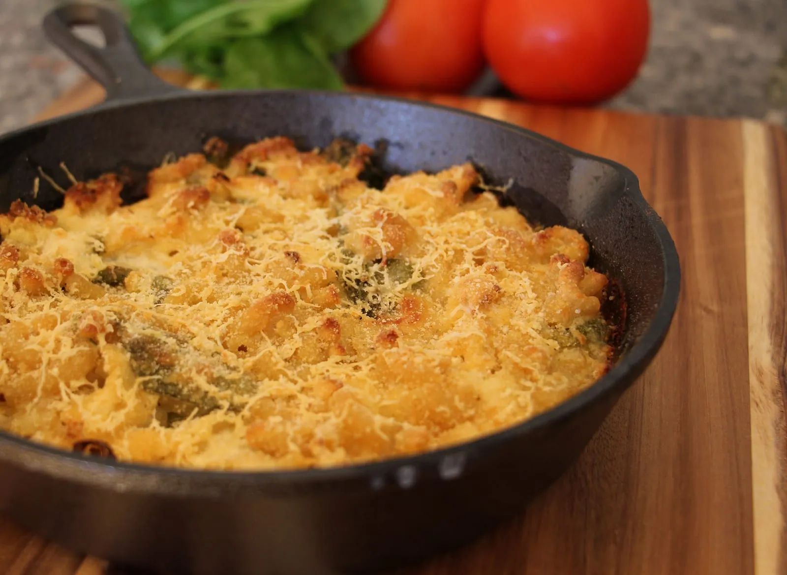 Mac &amp; Cheese with Cauliflower and Spinach 