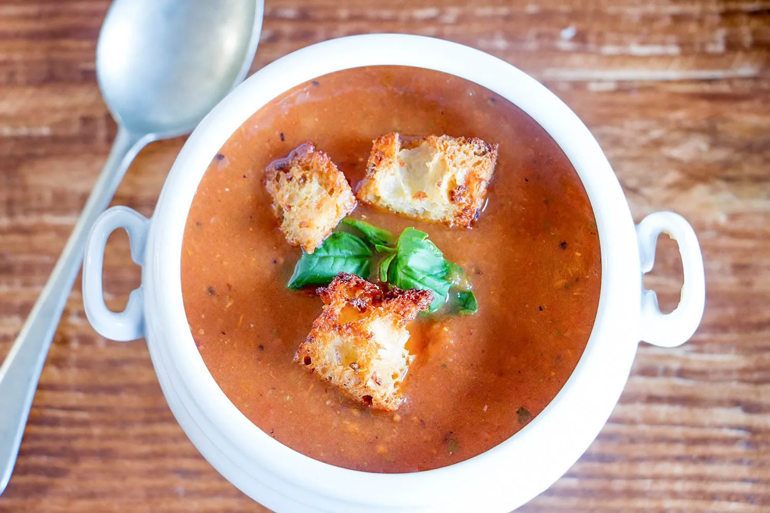 Roast Tomato Soup with Garlic Croutons