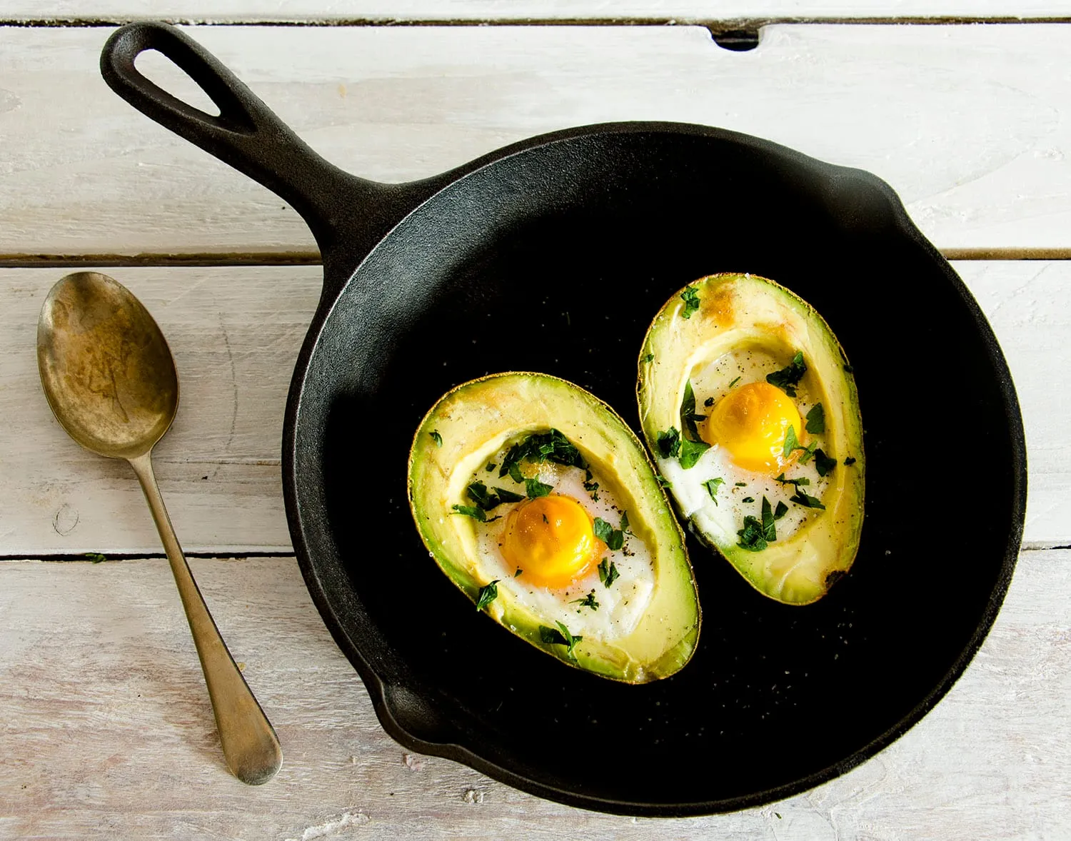 Avocado Baked Eggs Recipe - Pescetarian Kitchen