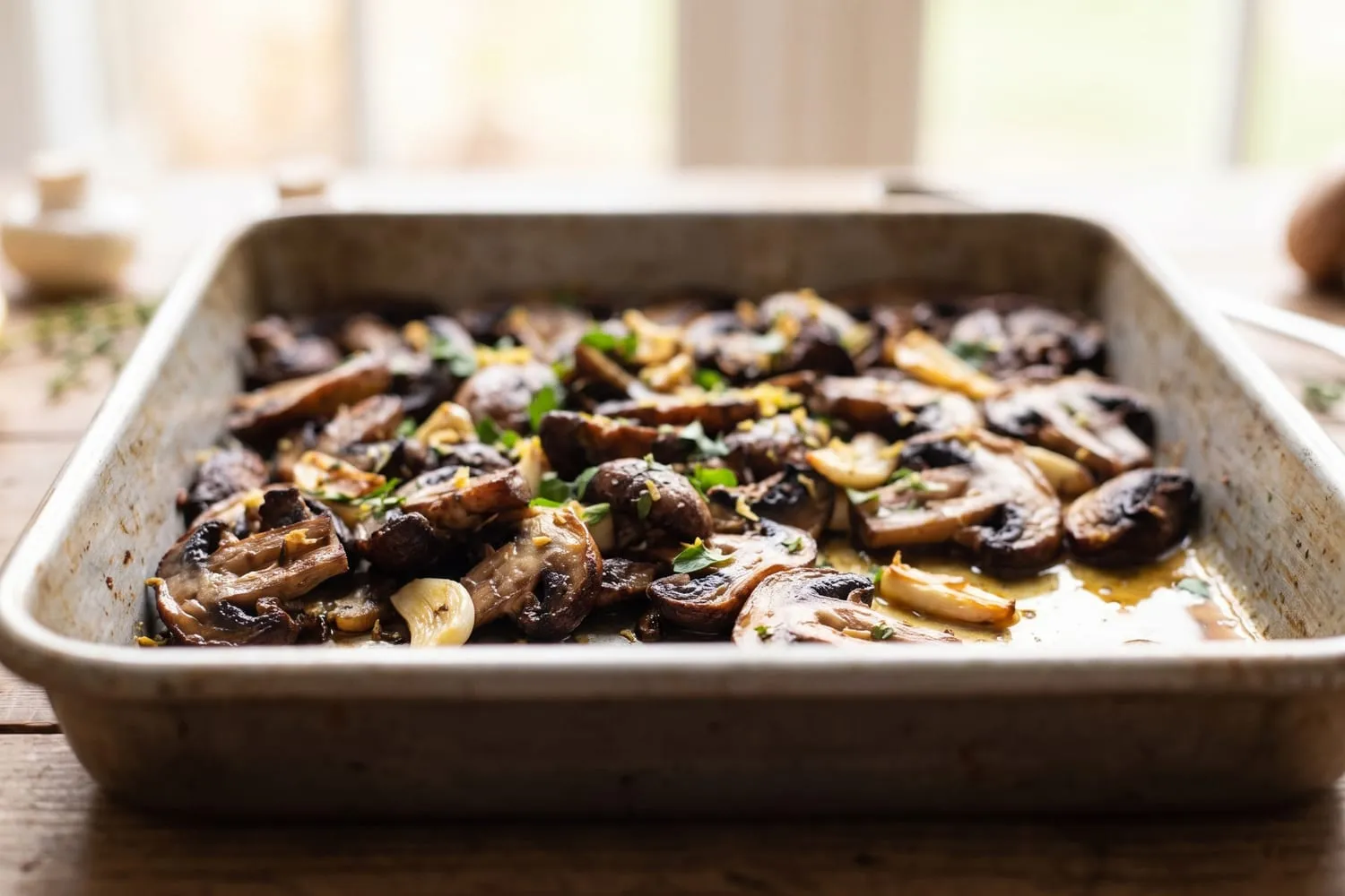 Garlic and Thyme Roasted Mushrooms