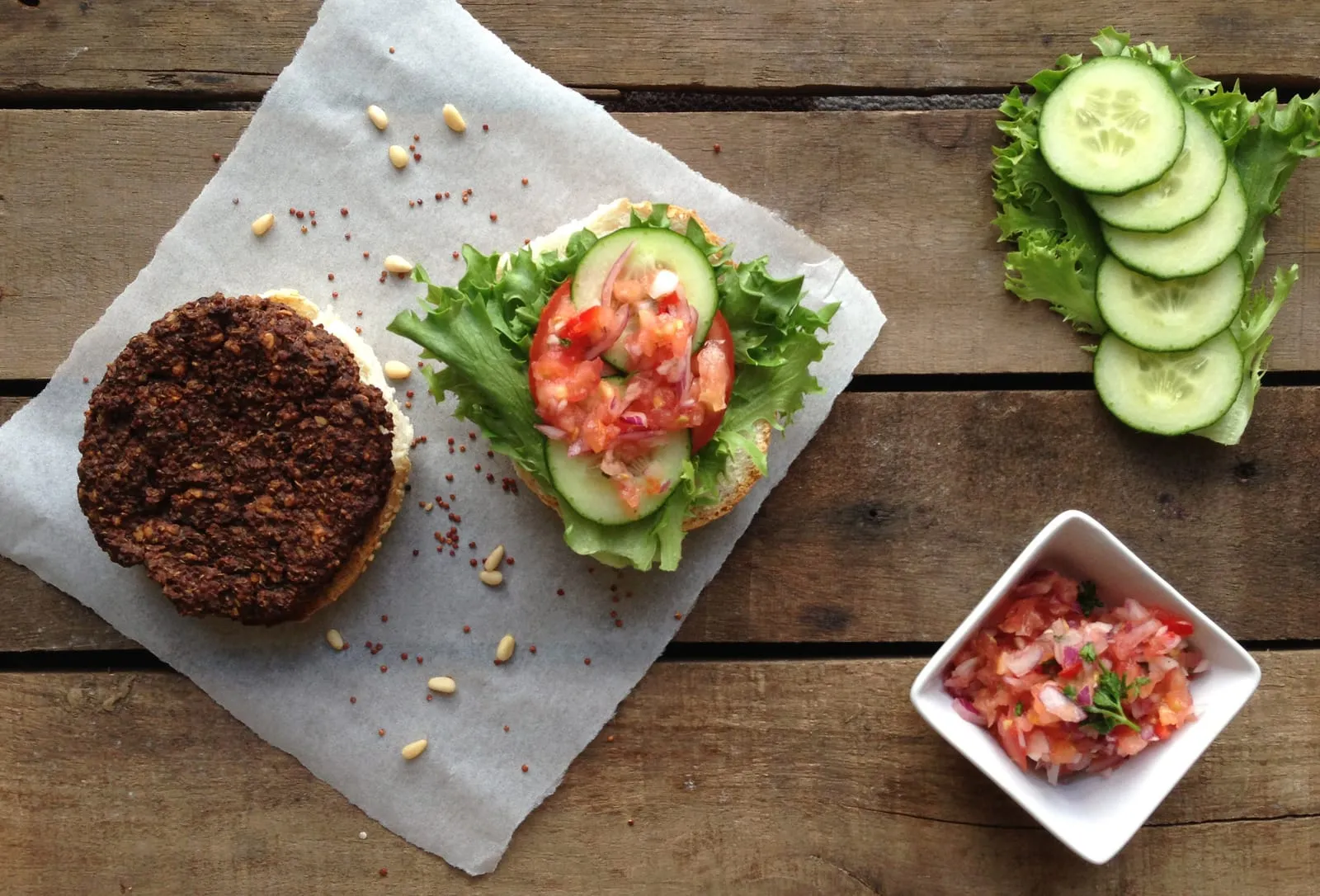 Quinoa &amp; Black Bean Veggie Burgers