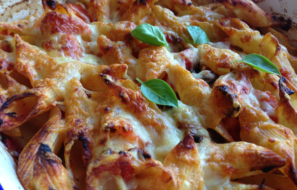 Easy Cheesy Rigatoni Pasta Bake