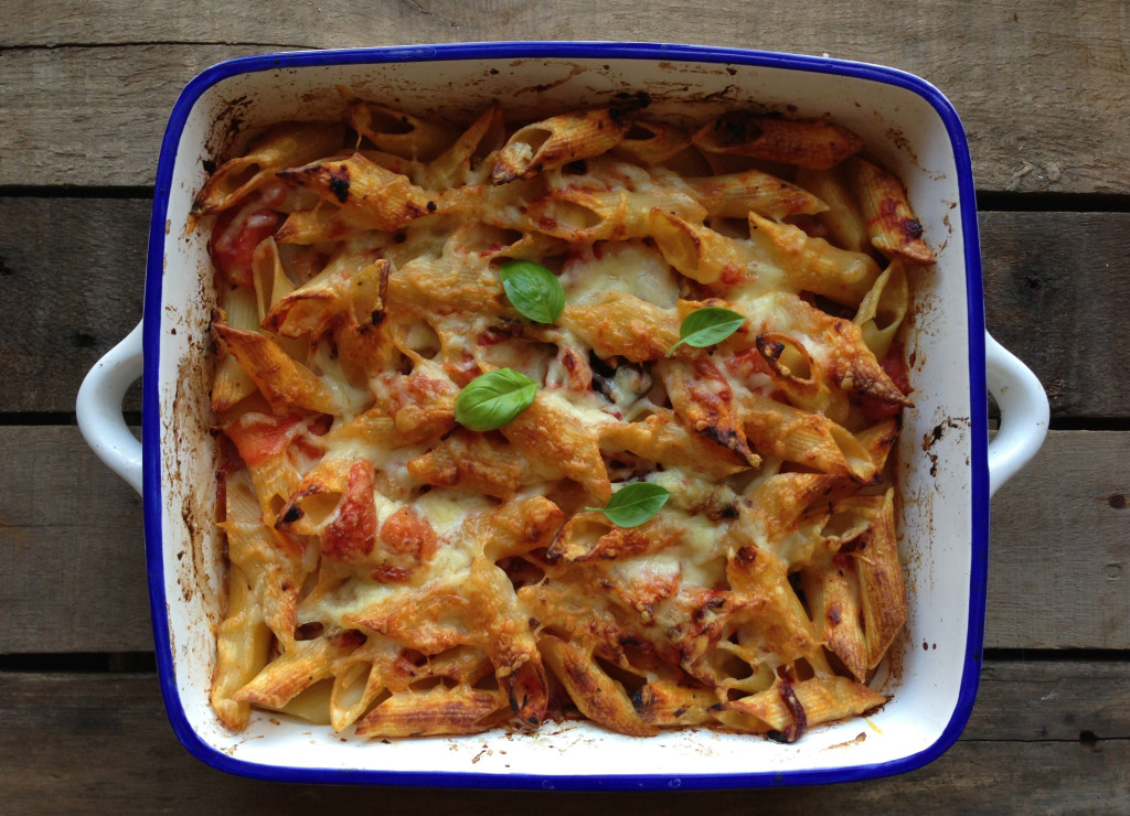 Easy Cheesy Rigatoni Pasta Bake